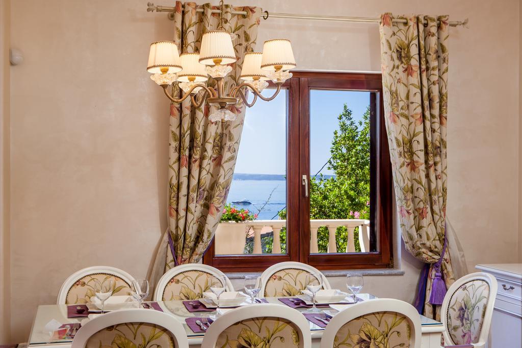 Villa Sea Breeze سبليت الغرفة الصورة