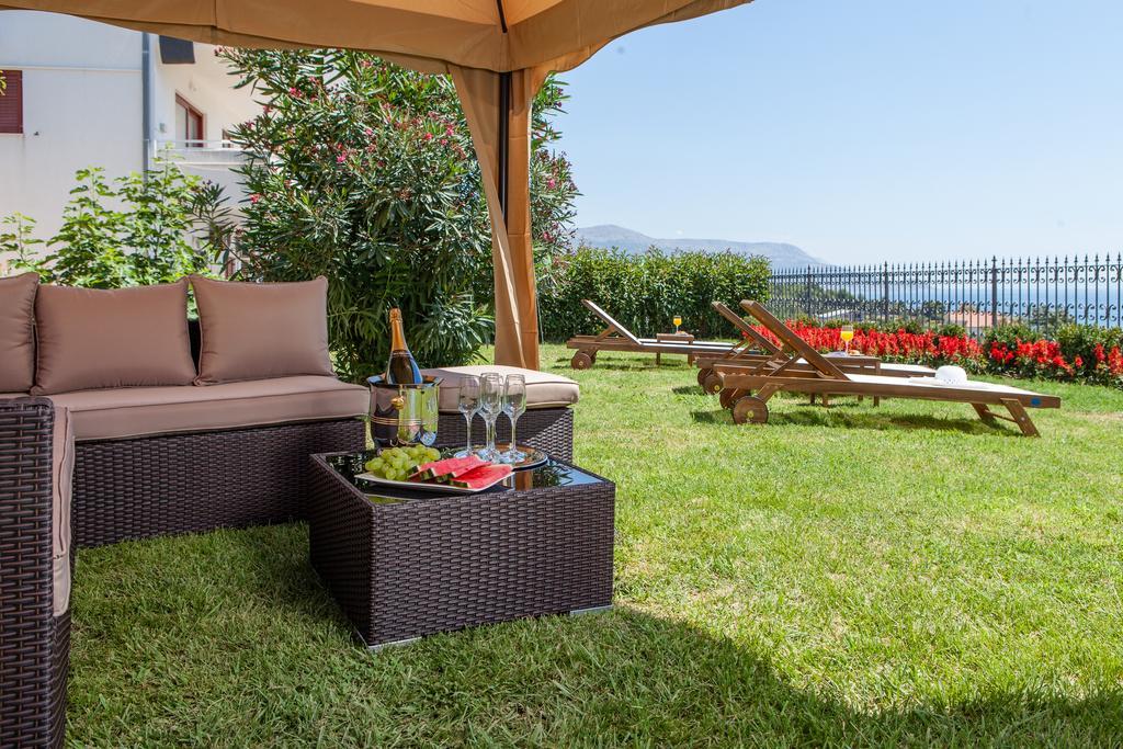 Villa Sea Breeze سبليت المظهر الخارجي الصورة
