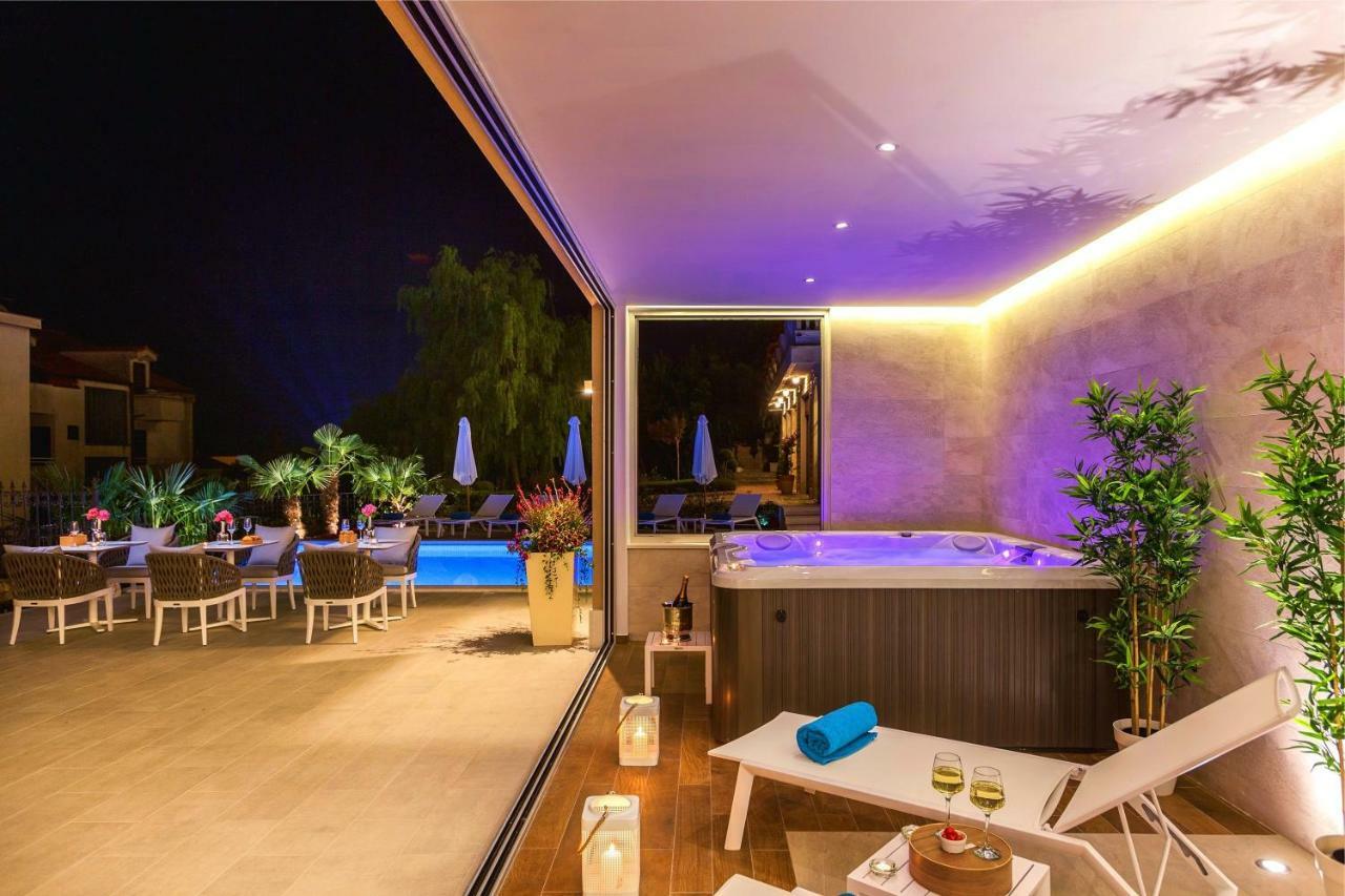 Villa Sea Breeze سبليت المظهر الخارجي الصورة
