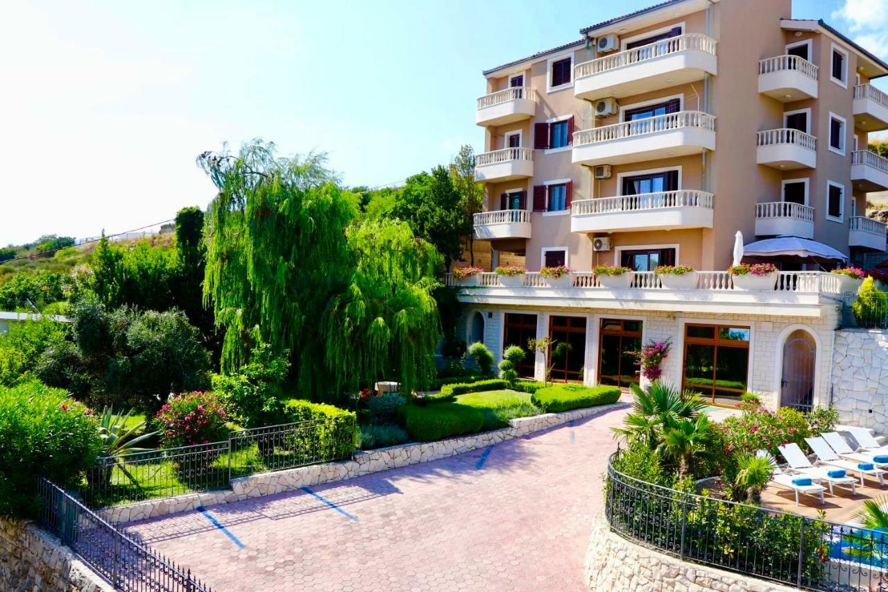Villa Sea Breeze سبليت المظهر الخارجي الصورة